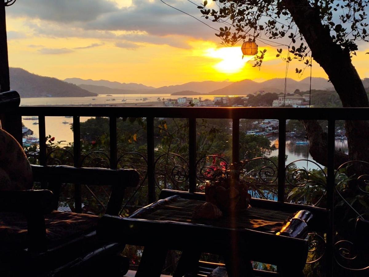 Purple Homestay Hillside Coron Exterior foto
