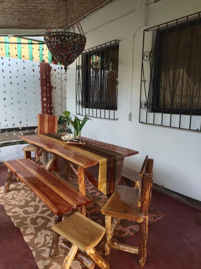 Purple Homestay Hillside Coron Exterior foto